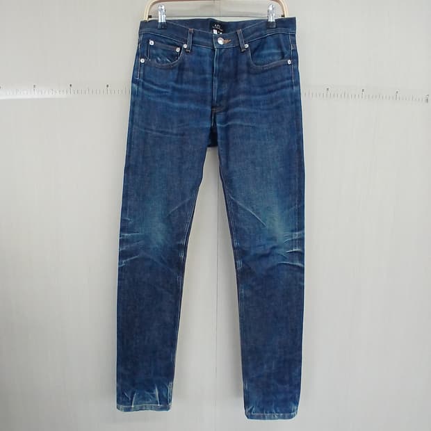 A.P.C. 생지 데님 청바지
