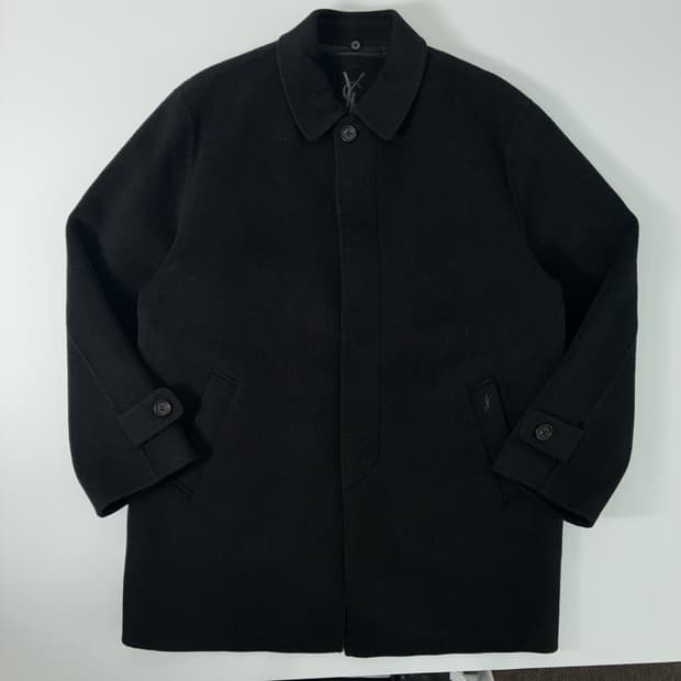 Yves Saint Laurent  입생로랑 블랙 카라 울 코트 