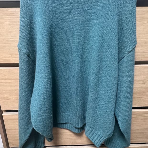 캐피탈 본 니트(1)