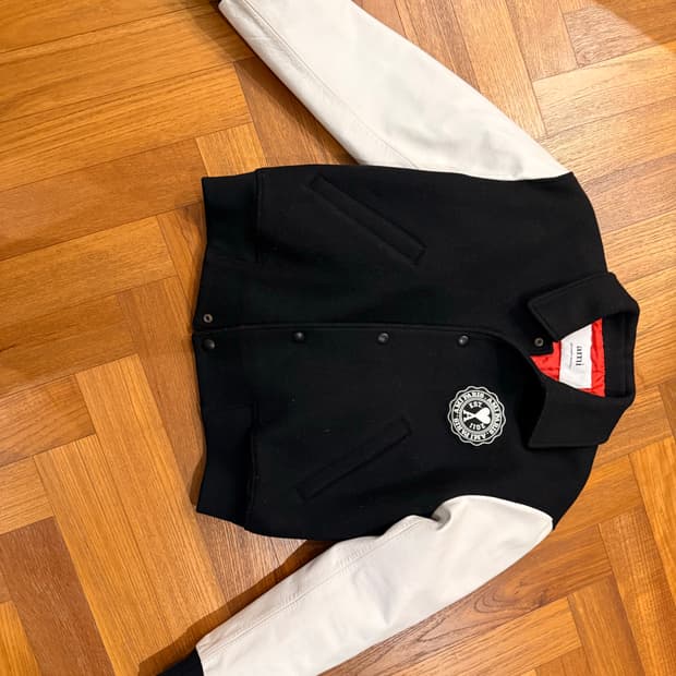 아미 바시티 자켓