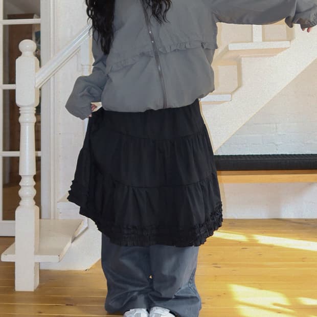 플레이스스튜디오 레이스 프릴 밴딩 미디스커프 블랙