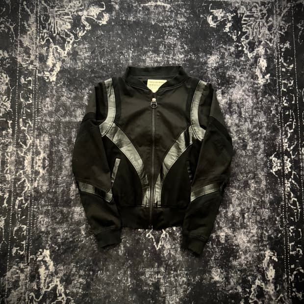 Obsidian Curve Jacket
