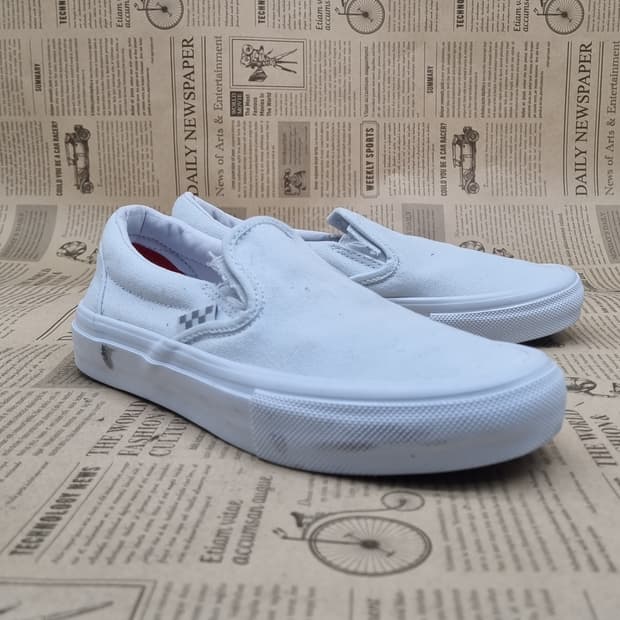 반스 슬립온 화이트 스케이트보드화230