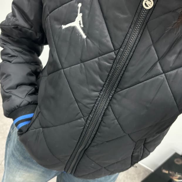 나이키 조던 경량패딩