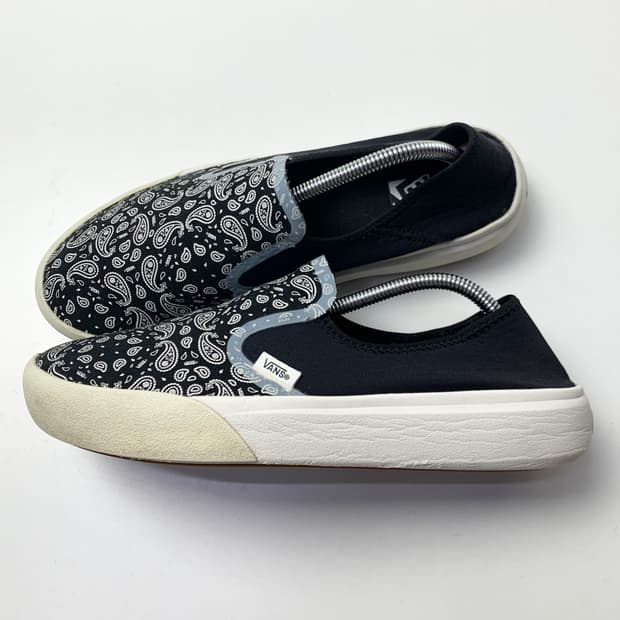 [275/정품] 반스 컴피쿠시 원 반다나 남성 운동화신발