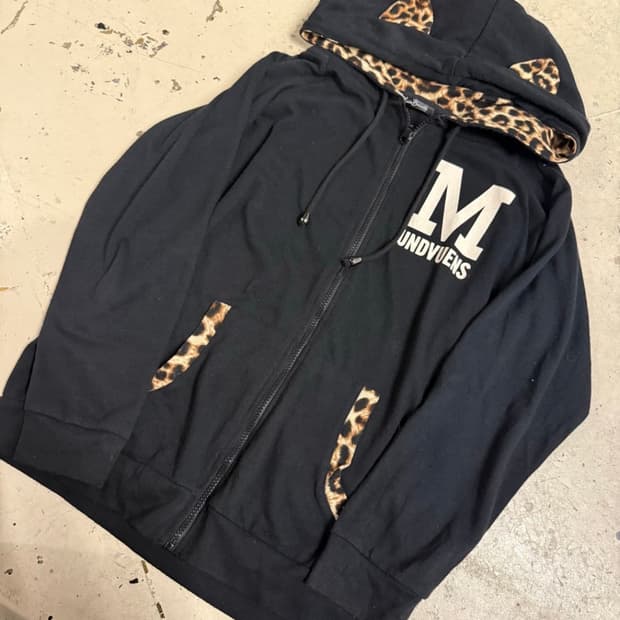 갸루 펑크 레오파드 호피 레터링 블랙 후드집업