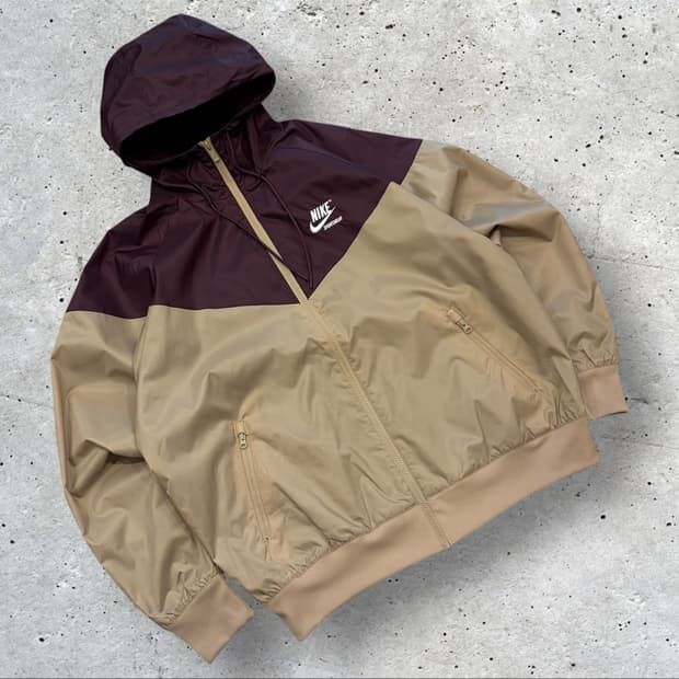 [L] 나이키 윈드러너 바람막이 자켓 파라슈트 베이지 D55