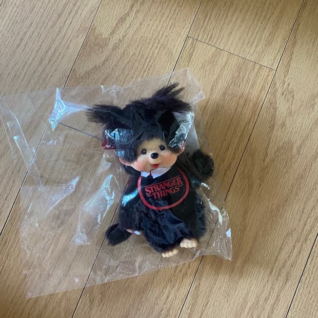 몬치치x기묘한이야기 정품 새상품