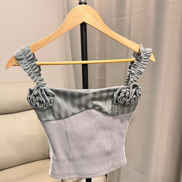 플라워 오프숄더 상의