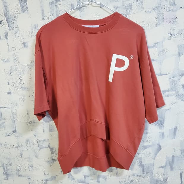 플랙 로고 벌룬 라운드 반팔티 