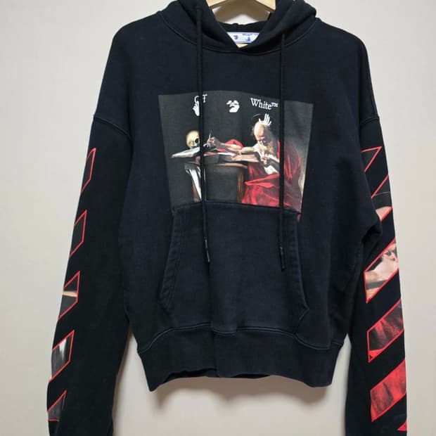 오프화이트 카라바조 후드티