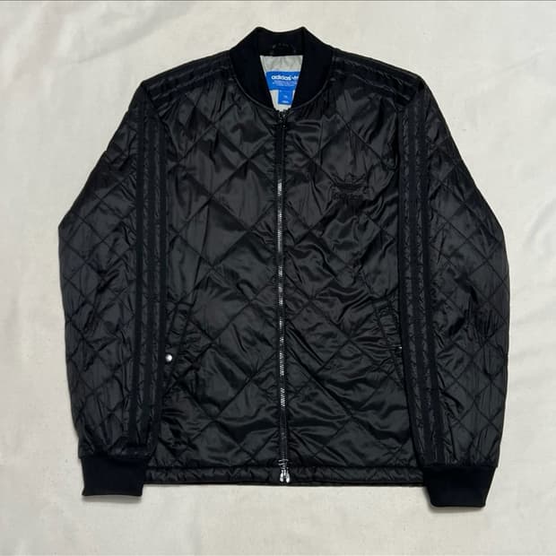 110 아디다스 퀼팅