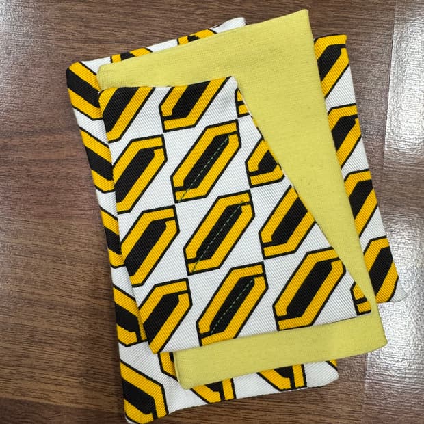 새제품 유니크 패브릭 브로치