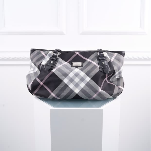 Burberry 블루라벨 노바체크 숄더백