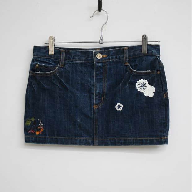 {dead stock} attachee de presse skirt
