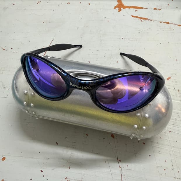 오클리 x 브레인 데드 아이 자켓 프리즘 바이올렛 렌즈