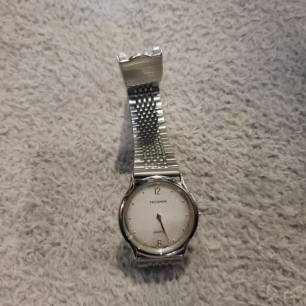 테크노스 빈티지 클래식 쿼츠 시계 