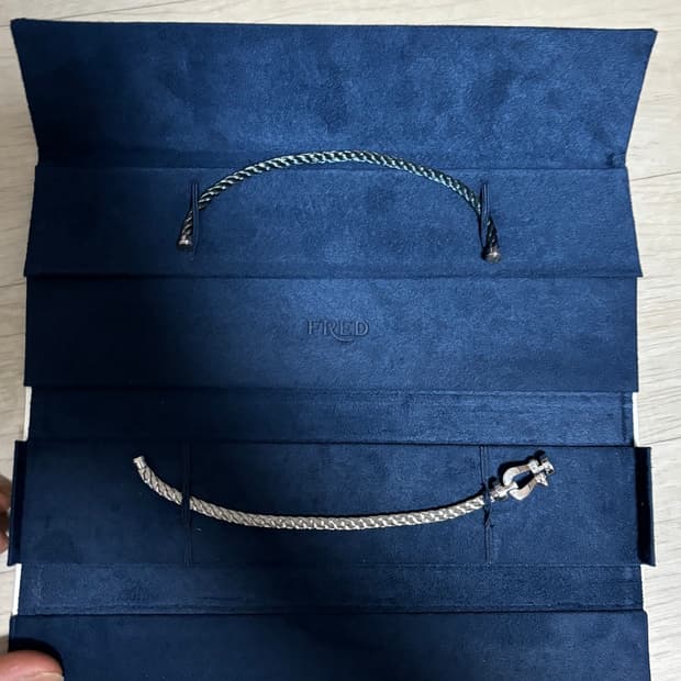 프레드 포스텐 화이트골드