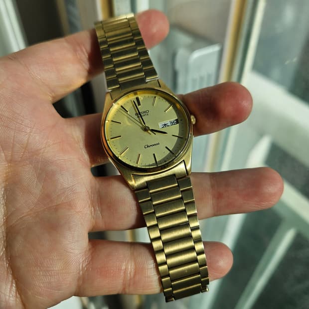 1980s 세이코 크로노쿼츠 금장 빈티지 시계