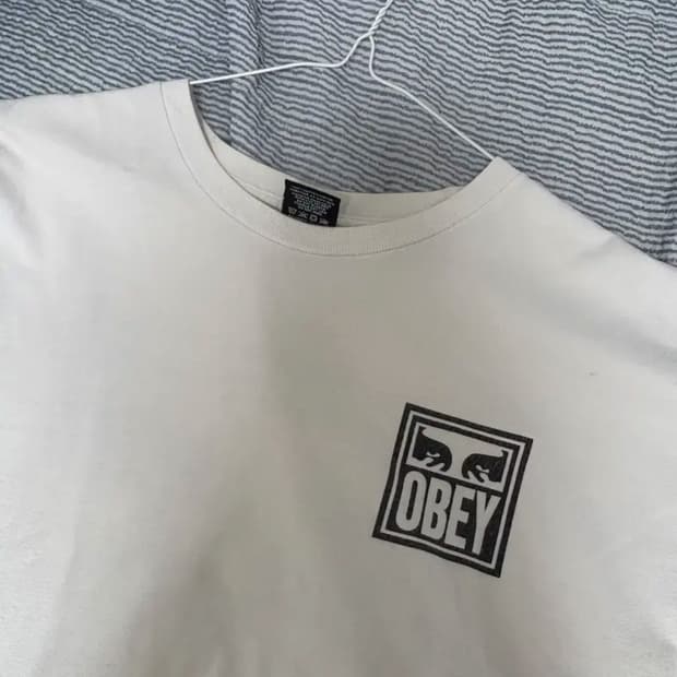 오베이 반팔티셔츠 L