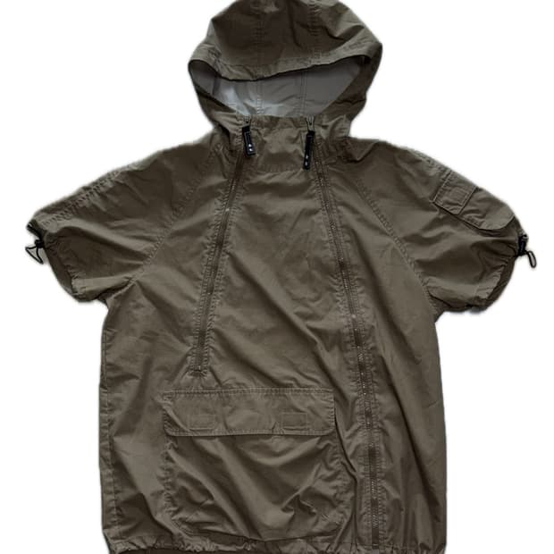 E.C.L 반팔 후드 아노락 (M)