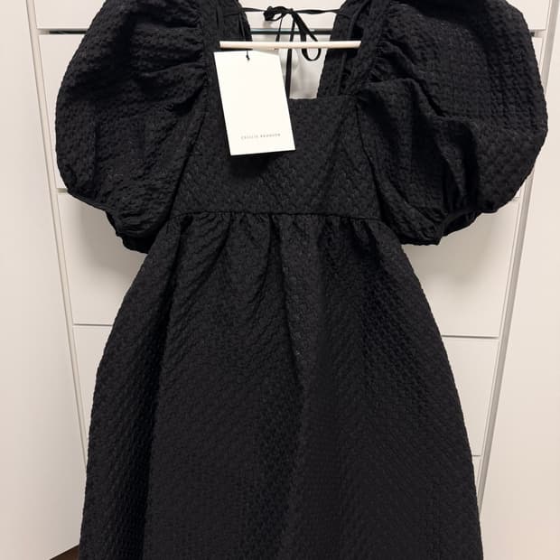 세실리아반센 제니 손나은(웨딩촬영)