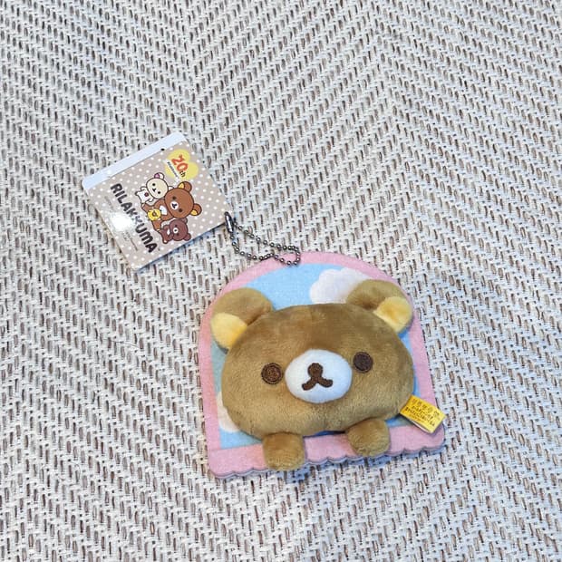 리락쿠마 20주년 창문 구름 인형 키링 마스코트