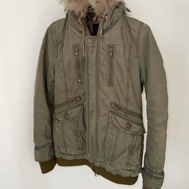 Moussy 누빔 야상