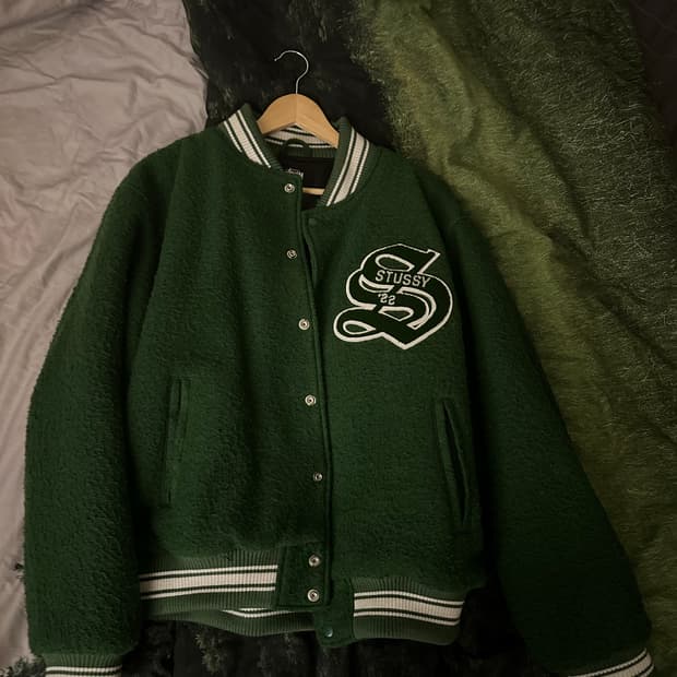 스투시 카센티노 울 바시티 L