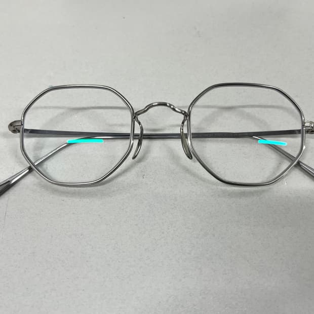 Ayame 옥타 리미티드47 사이즈 판매합니다.