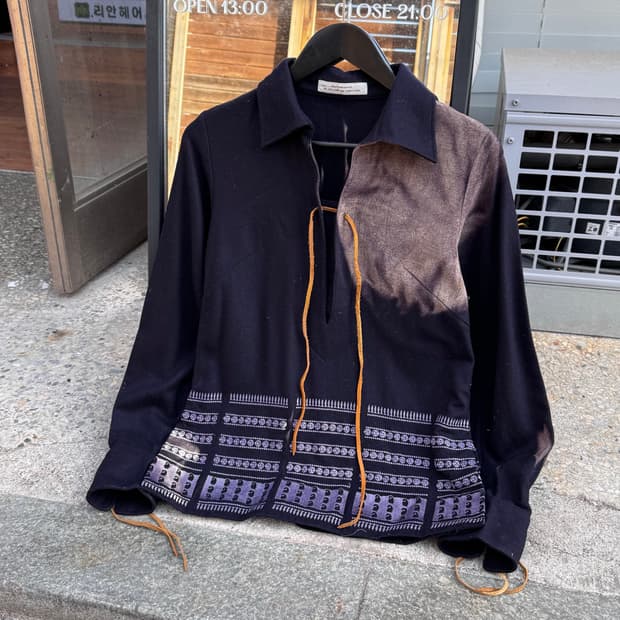 RNA INC. 에스닉 타이다이 롱슬리브 셔츠 