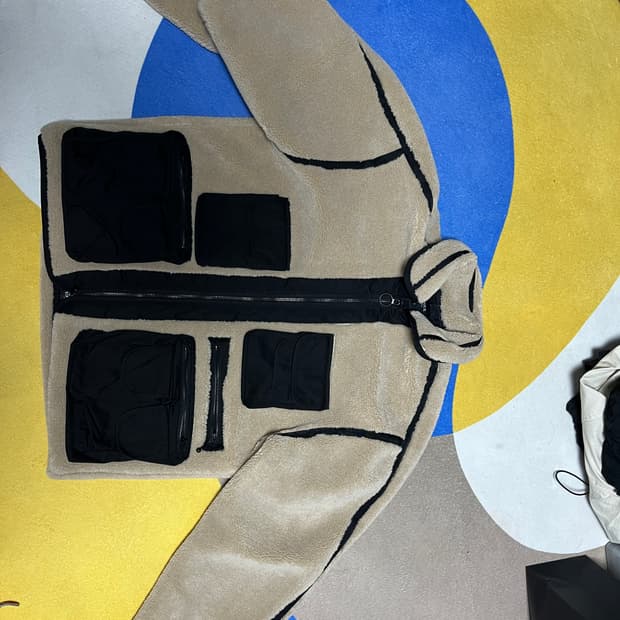 이스트로그 후리스