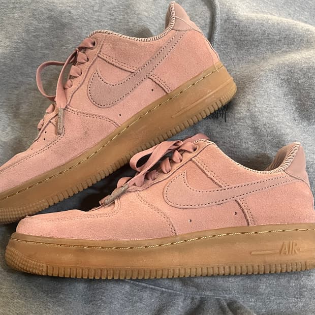 (W) 나이키 에어포스 1 '07 로우 SE 파이클 핑크 검