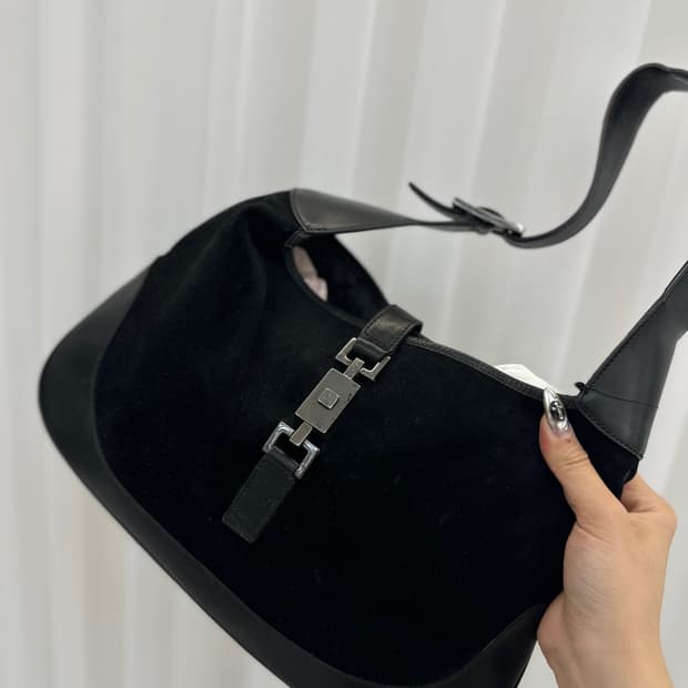 (빈티지) 구찌 스웨이드 블랙 재키백