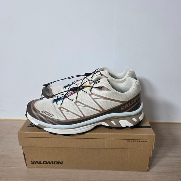 살로몬 XT 6 아몬드 밀크 280 mm