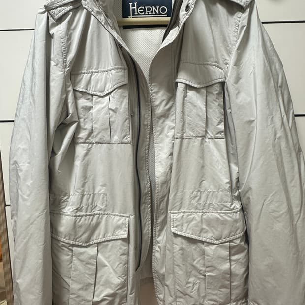 에르노 스트링 필드자켓 52사이즈 (실사이즈 48-50)