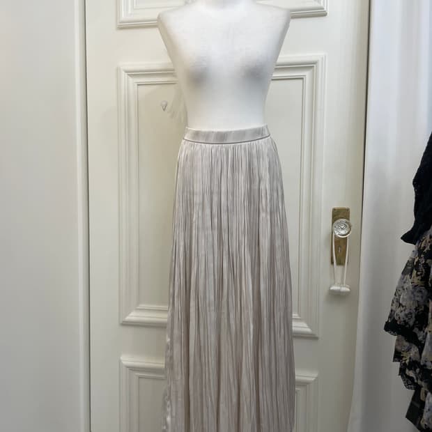 gray beige satin pleats long skirt