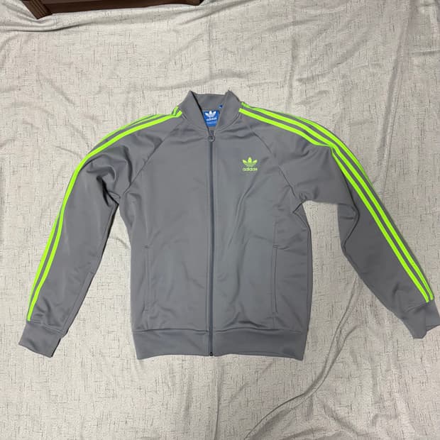 아디다스 xl 슈퍼스타 트랙탑 그레이 형광 져지