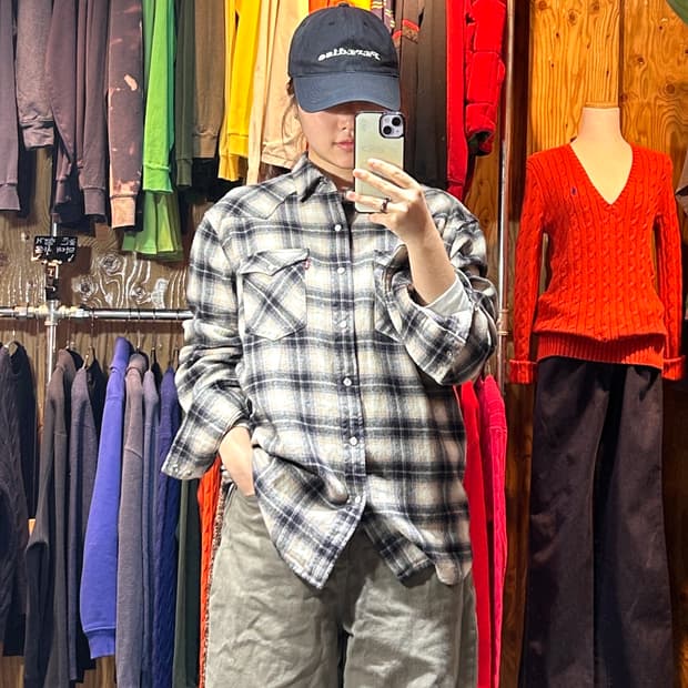 L 리바이스 클래식 모노톤 화이트 체크셔츠