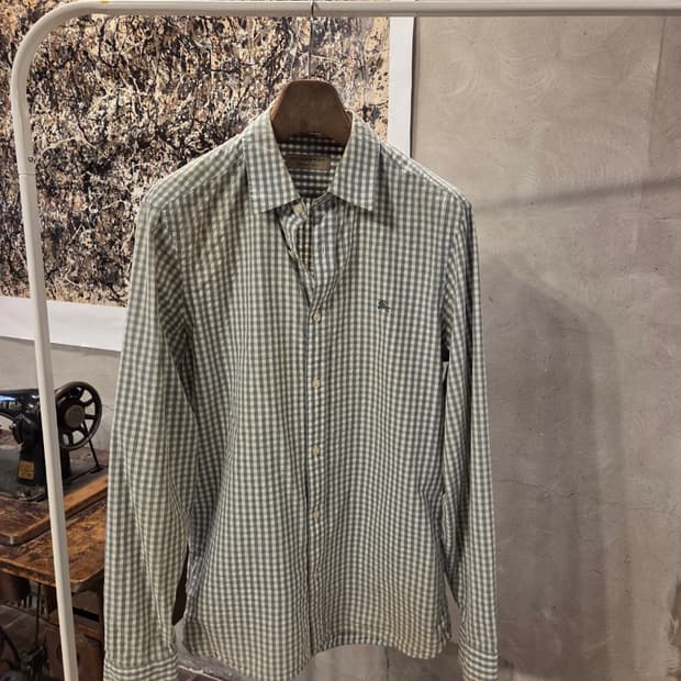 버버리 깅엄패턴 셔츠