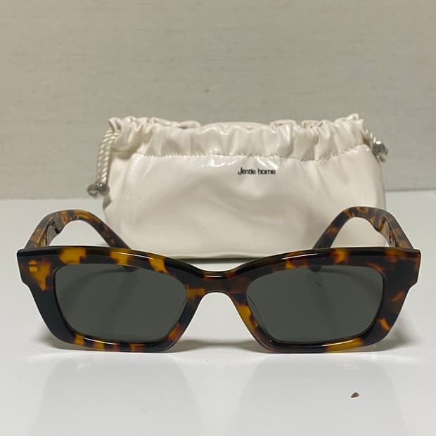 젠틀몬스터 선글라스 1996 제니