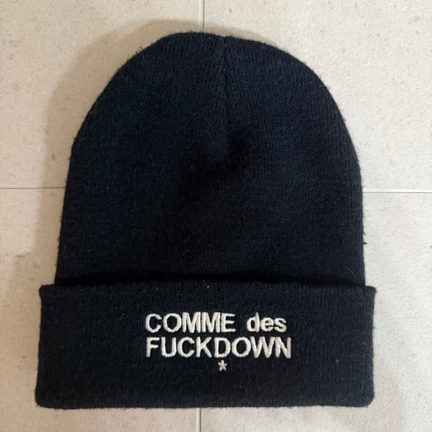 Comme des fuck down 비니