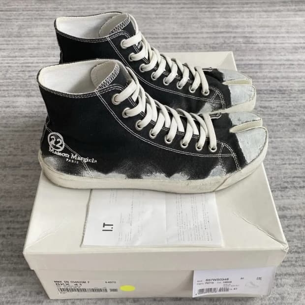 [44] 메종 마르지엘라 타비 페인팅 페인트 하이탑 스니커즈 블랙