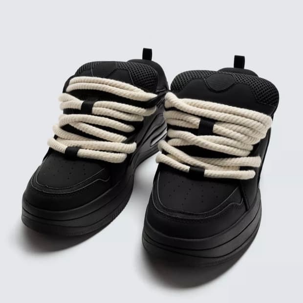 자라 스트링 스케이트 스니커즈 삽니다