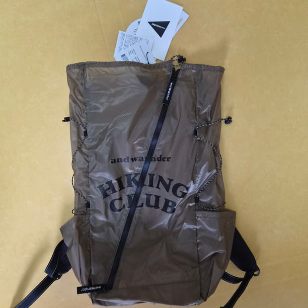 앤드원더 hiking club sil daypack 백팩 새상품