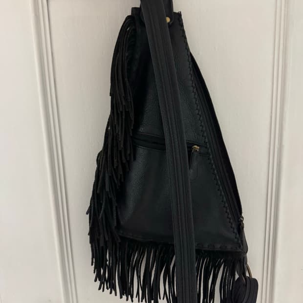 Vintage tasel cross bag