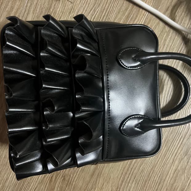 꼼데가르송 프릴백