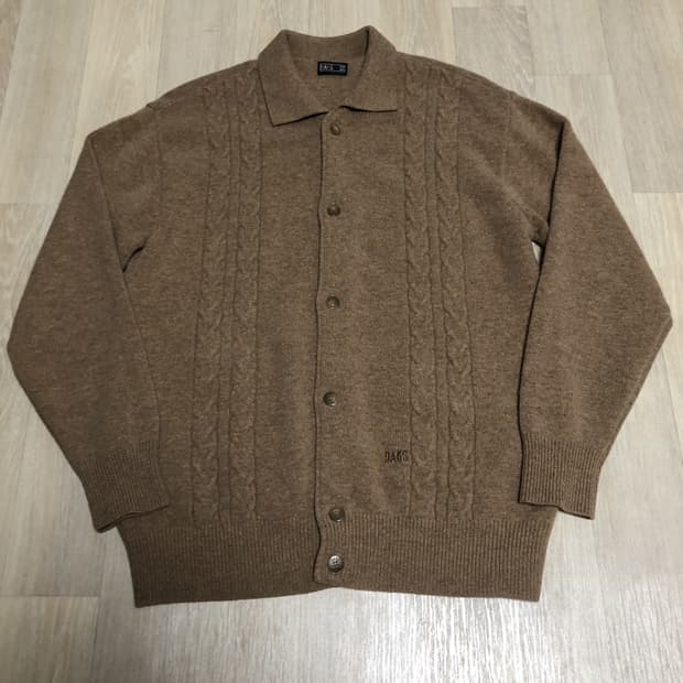 (105) 닥스 DAKS 100% 퓨어울 카라 케이블 가디건 다크 카멜