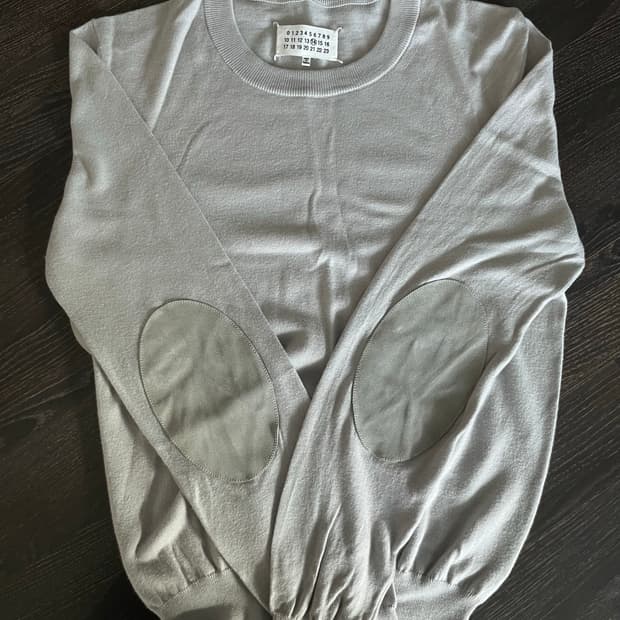 마르지엘라 엘보 패치 니트