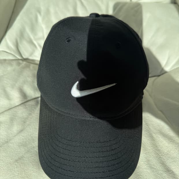 나이키 스우시 블랙 볼캡